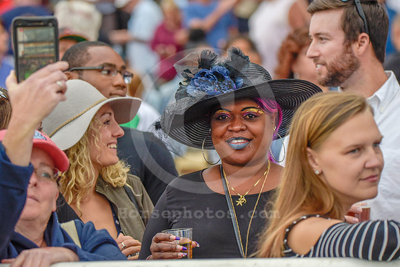 parx_racingfans06_ko