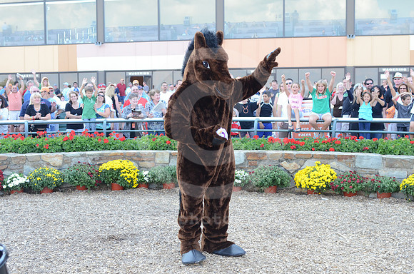 parxracing_mascot02_hr