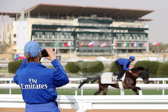 King_Abdulaziz_local_racegoers16