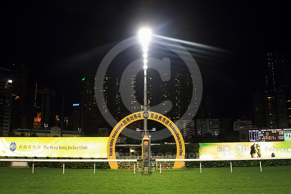 HAPPYVALLEYRACECOURSE20_tm