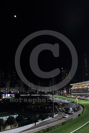 HAPPYVALLEYRACECOURSE18_tm