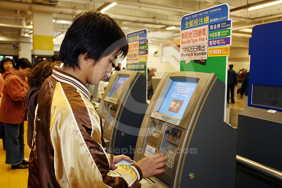 hong_kong_betting03_fs