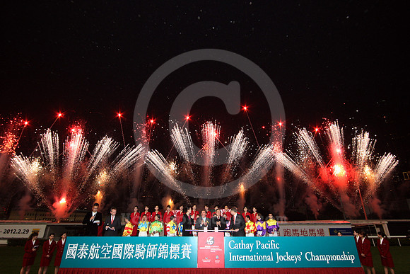 happyvalley_fireworks01_fs