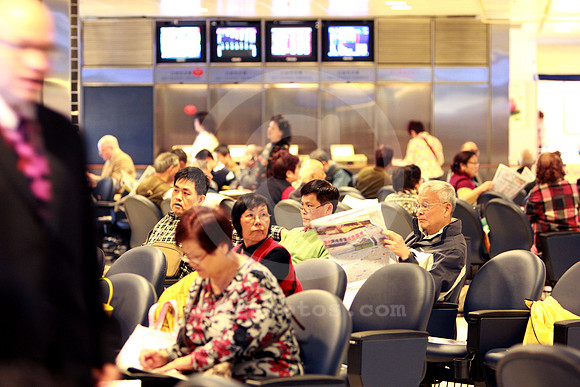 hongkong_betting03_fs