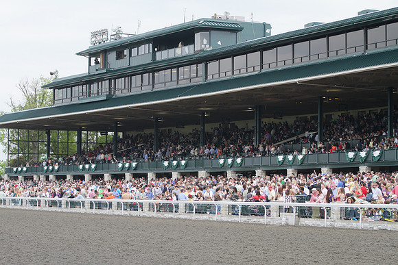 Keenelandcrowd47_rk