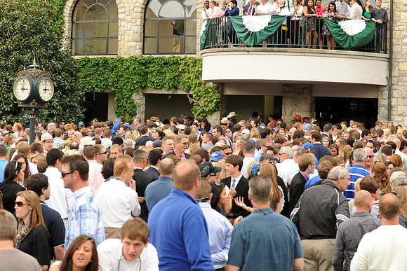 keenelandcrowd30_me