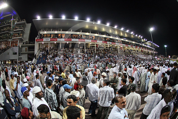 dubai_grandstand01_fs