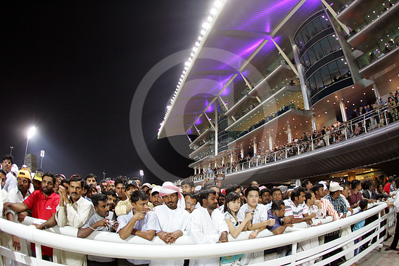 dubai_grandstand03_fs
