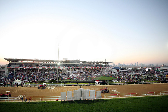 dubai_grandstand246_fs