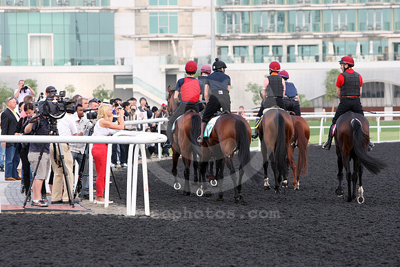 dubai_morning_trackwork03_fs
