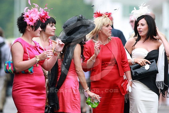audience_epsom_hat87_fs