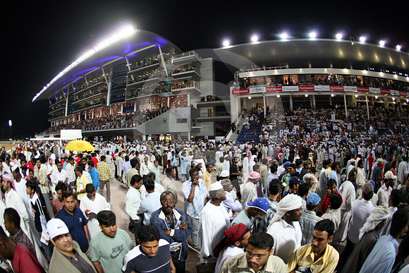 dubai_grandstand02_fs