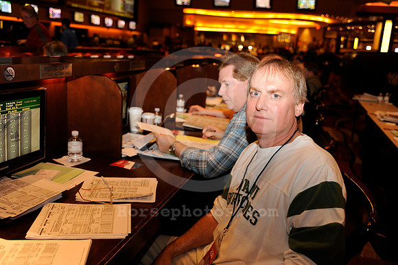 NHC11_230_markrichards_hr