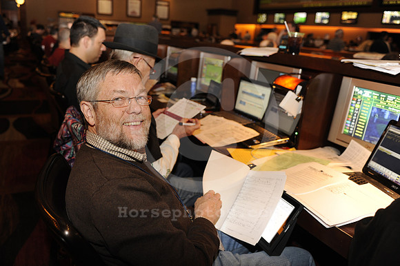 nhc11_251_henrydamgaard01_hr