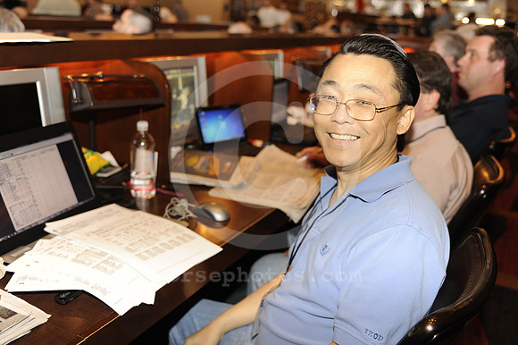 nhc11_172_howardhong01_hr
