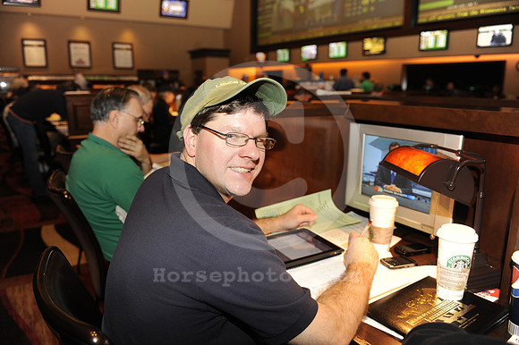 nhc11_194_jimcovello01_hr