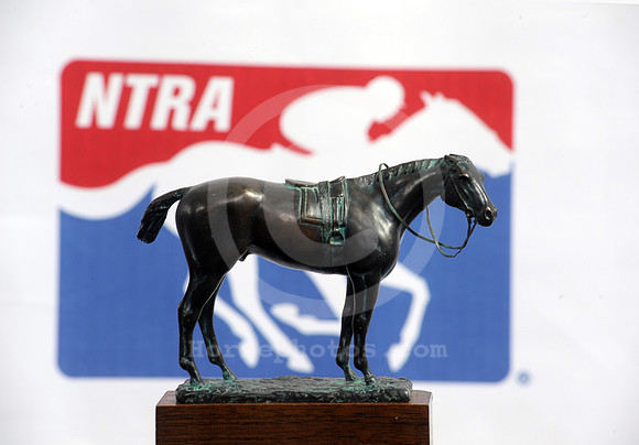eclipse11_eclipse11_eclipsetrophy_ntra01_hr
