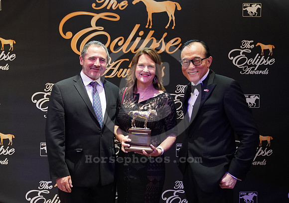 eclipse19_justify22_184_hr