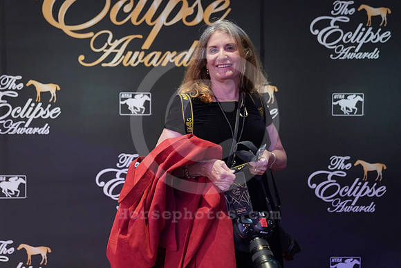 eclipse19_lesliemartin01_hr