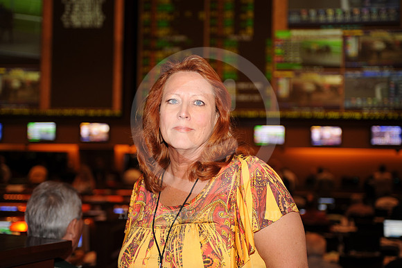 nhc_2010_318_hr