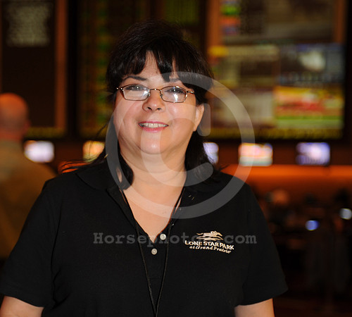 nhc_2010_300_hr