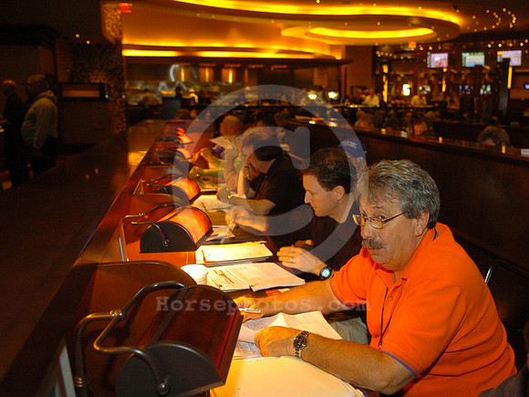 nhc08_sportsbook03_hr