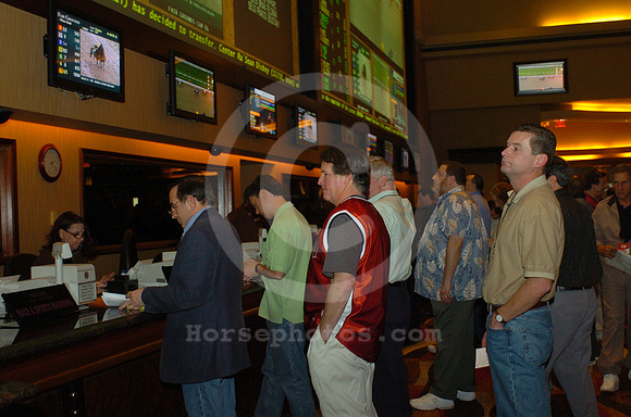 nhc08_sportsbook04_hr