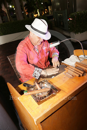 eclipse15_cigarmaker01_hr