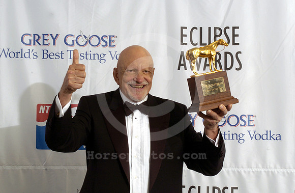 eclipse09_horseoftheyear03_hr