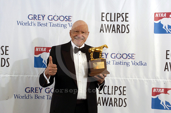 eclipse09_horseoftheyear04_hr