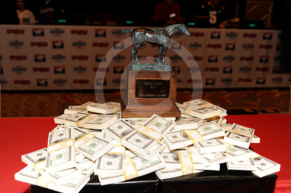nhc14_eclipse_trophy03