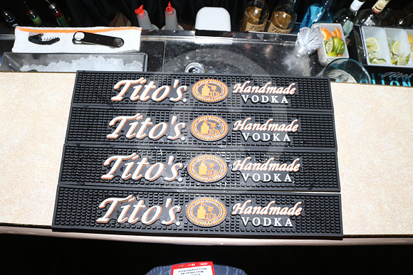 nhc15_titos06_hr