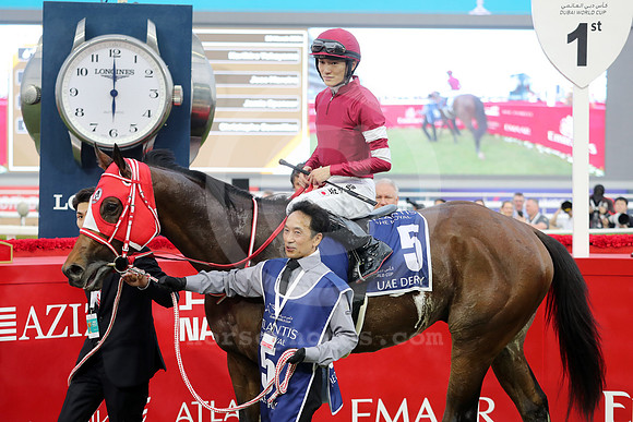 Forever Young562MEYDAN
