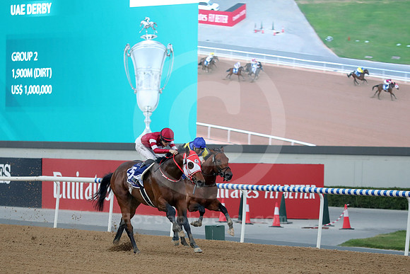 Forever Young553MEYDAN