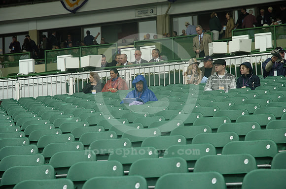 bc07crowd392_mk