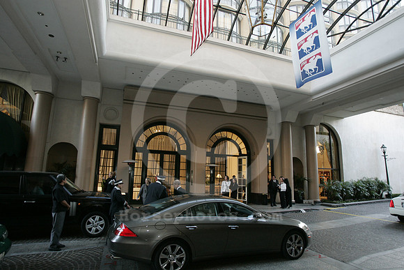 eclipse06_courtyard03_ae