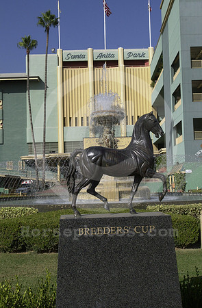 bcstatue18_hr