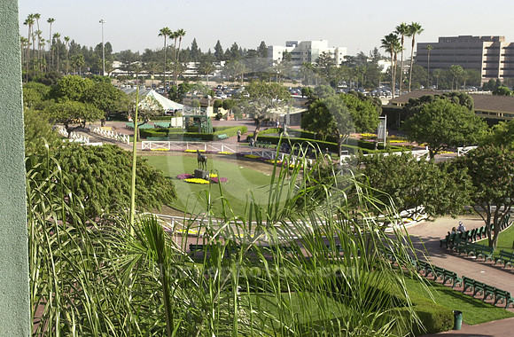 santaanita_paddock01_hr