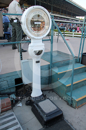 hollywoodpark_jockeyscale02_cg