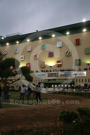 hollywoodpark_grandstandsilks04_cg