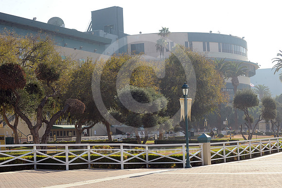 hollywoodpark_grandstand05_hr