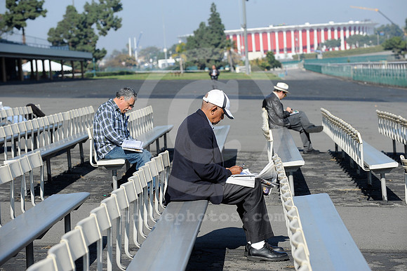 hollywoodpark_handicapping05_hr