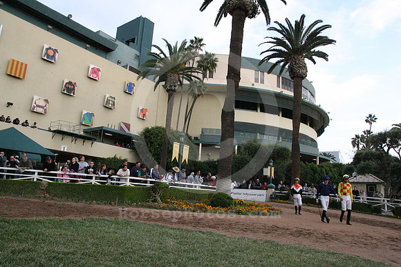 hollywoodpark_paddock09_cg