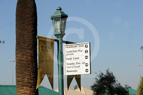 hollywoodpark_signage01_hr