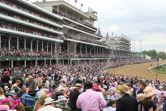 2014_oaksdaycrowd03