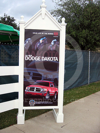 bc04_dodge_signage05_hr