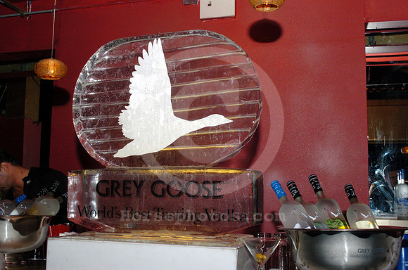 bc05_greygoose_roseland04_hr