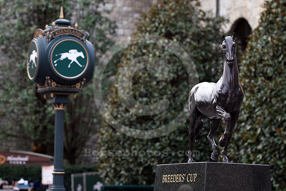 breederscupstatue31_cg