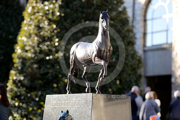 BC22_Statue02_cg