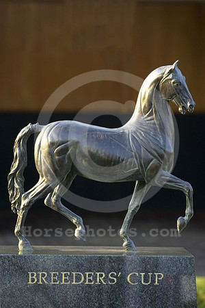 breeders cup statue